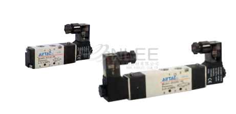 AIRTAC電磁閥 4V110-06 AC220V  5口2位