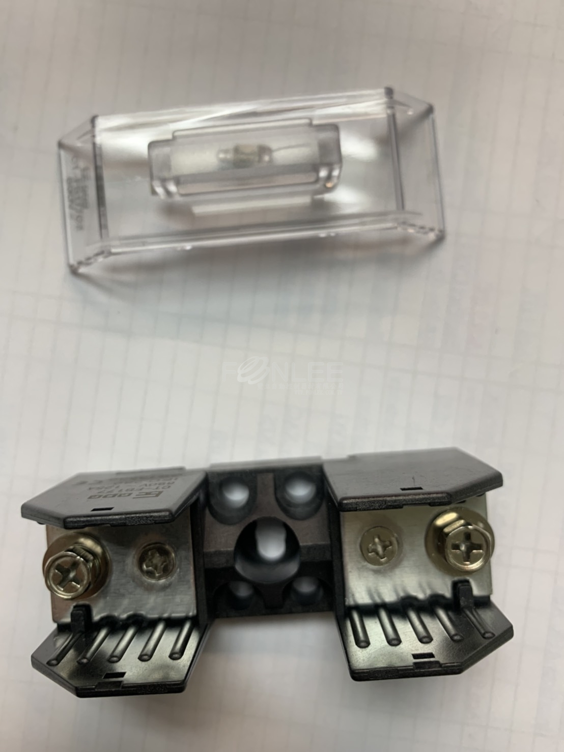 CT-FB177 Q6GS，FE保險絲座  66mm螺絲距